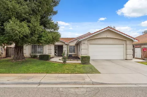 3420 Diane Way, Madera, CA 93637