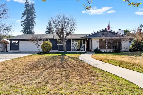 6089 E Townsend Ave, Fresno, CA 93727