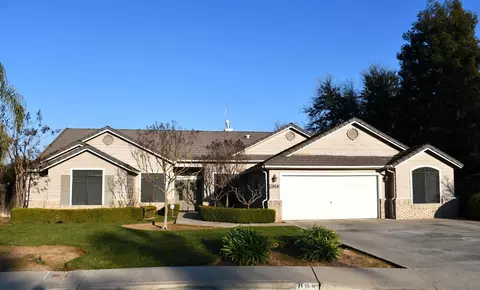 1864 N Del Altair Ave, Reedley, CA 93654
