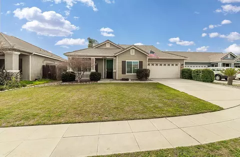 6137 E Fountain Way, Fresno, CA 93727