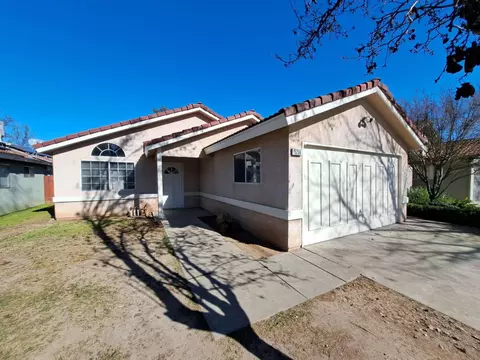 5256 W Fremont, Fresno, CA 93722
