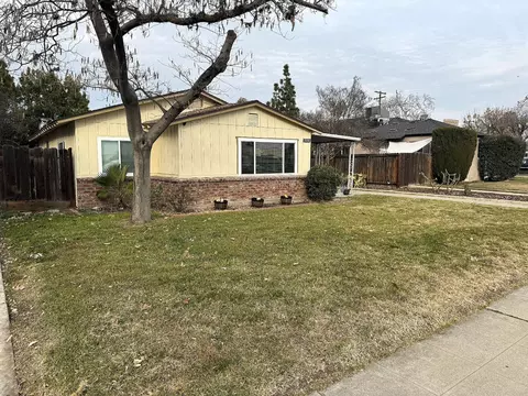 325 E Weldon Ave, Fresno, CA 93704