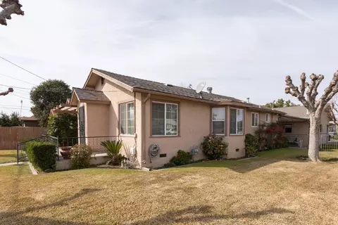 501 W Kern St, Dinuba, CA 93618