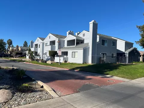 7675 N 1st St #118, Fresno, CA 93720