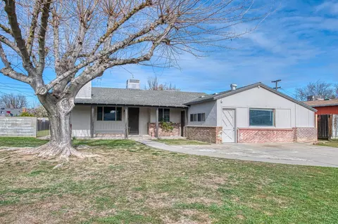 5083 E Hammond Ave, Fresno, CA 93727