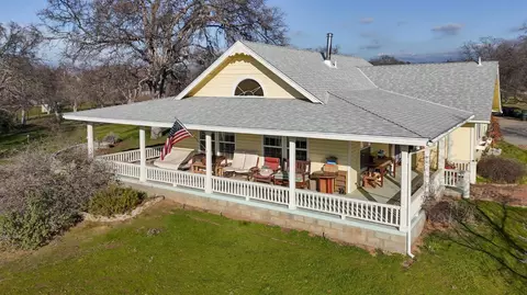 40817 Angus Rd, Coarsegold, CA 93614