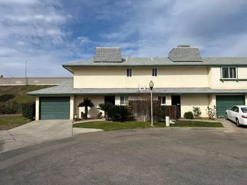 4853 N Winery Cir N #109, Fresno, CA 93726