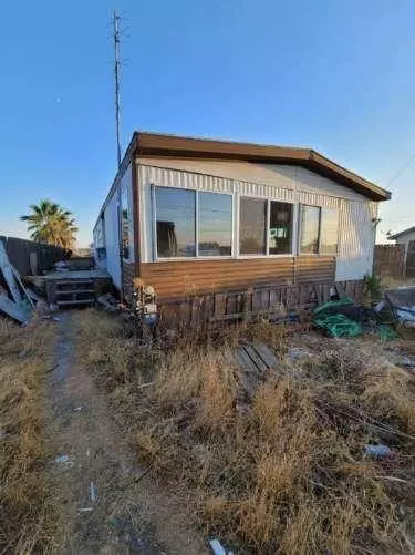 5709 Niles Ave, Corcoran, CA 93212