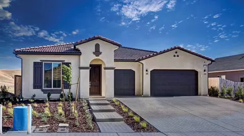 19733 Goldfield Ln, Friant, CA 93626