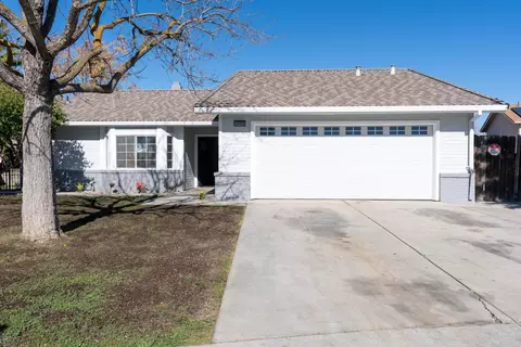 1004 Peachwood Ct, Los Banos, CA 93635