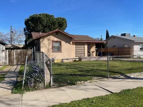 2377 S Lily Ave, Fresno, CA 93706