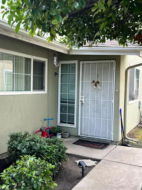 2216 Peach Ave #3, Clovis, CA 93612 photo 1