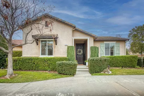 3961 Richmond Ave, Clovis, CA 93619
