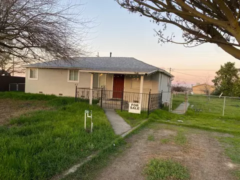 13208 S Marsh Ave, Caruthers, CA 93609