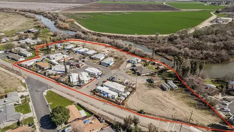 1756 Ramirez Dr, Firebaugh, CA 93622 photo 1