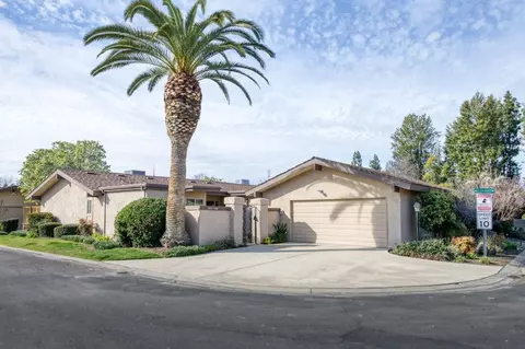 474 W San Ramon Ave #102, Fresno, CA 93704