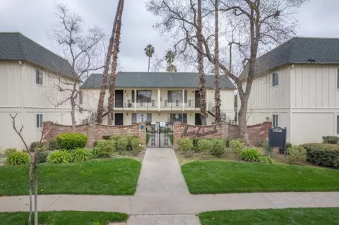 5090 N Roosevelt Ave #6, Fresno, CA 93704