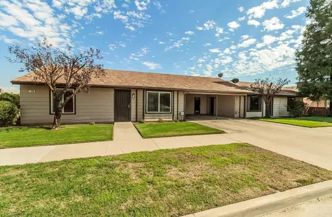 1306 13th St, Reedley, CA 93654
