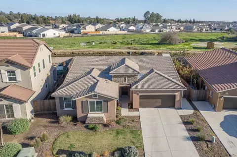 4096 Portals Ave, Clovis, CA 93619