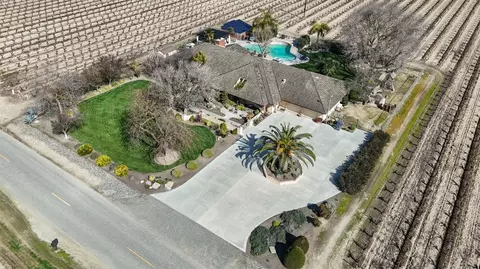 946 N Monroe Ave, Fresno, CA 93723