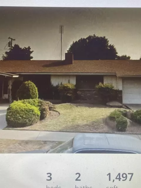 3512 N 3rd St, Fresno, CA 93726