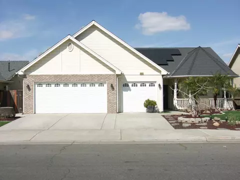 4692 W Cornell Ave, Fresno, CA 93722