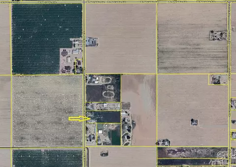 12394 S West Ave, Caruthers, CA 93609