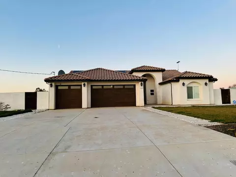 31327 Avenue 17, Madera, CA 93636