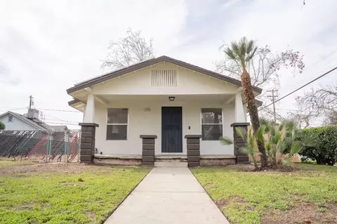 1800 S Hazelwood Blvd, Fresno, CA 93702