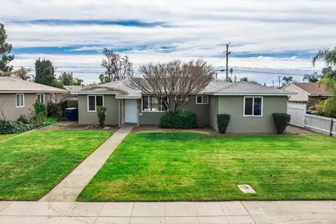 2712 E Gettysburg Ave, Fresno, CA 93726