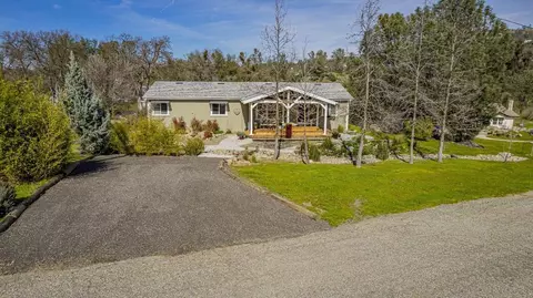29403 Glacier Dr, Coarsegold, CA 93614