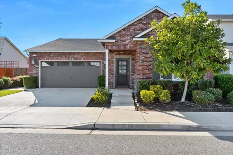 2132 San Marino Ave, Clovis, CA 93619