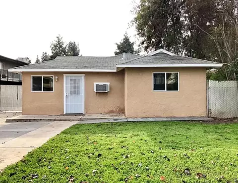 1520 E Garland, Fresno, CA 93704