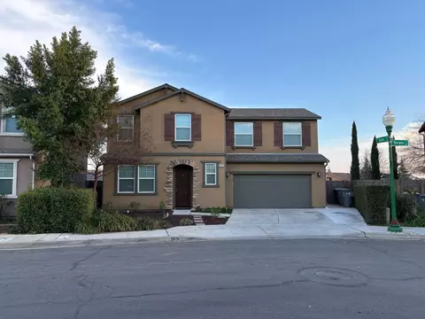5830 E Voorman Ave, Fresno, CA 93727