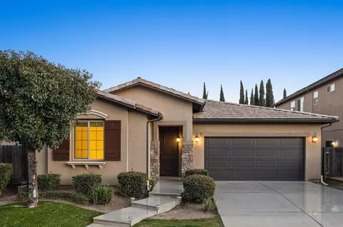 11326 N Via Ventana Way, Fresno, CA 93730