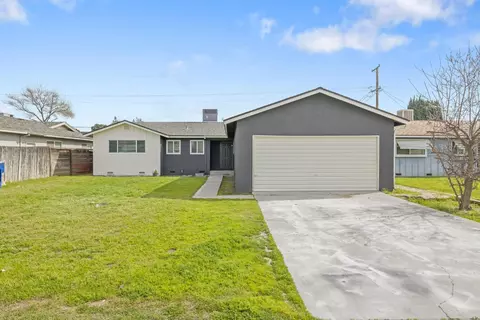 1055 Oxford, Clovis, CA 93612