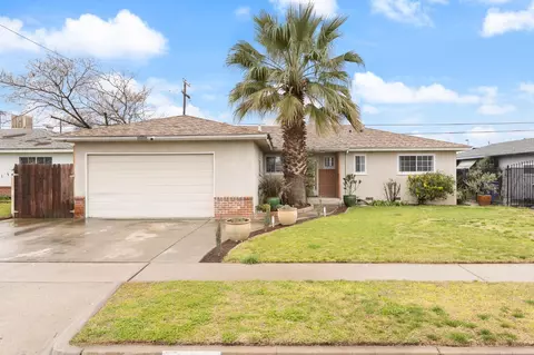 4352 N Buckingham Way, Fresno, CA 93726