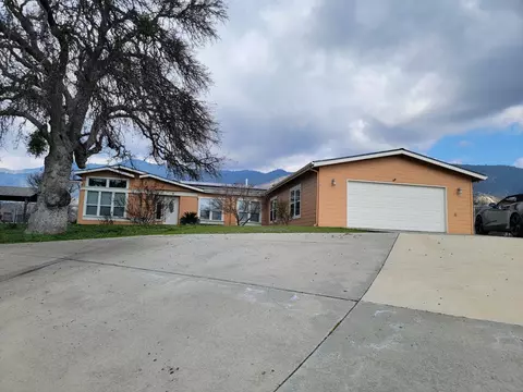 38984 Dunlap Rd, Yokuts Valley, CA 93675