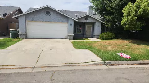 2482 S Garden Ave, Fresno, CA 93725