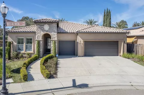 11751 N Bella Vita Ave, Fresno, CA 93730