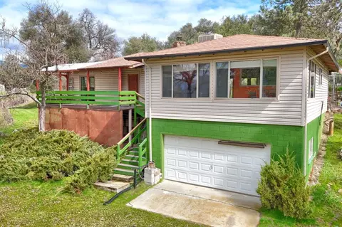 41359 Pamela Pl, Oakhurst, CA 93644