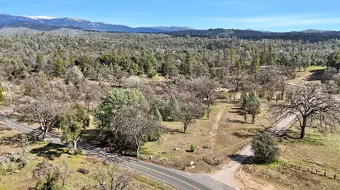 5128 Darrah Rd, Mariposa, CA 95338