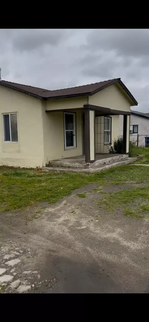 308 Santa Cruz St, Madera, CA 93637