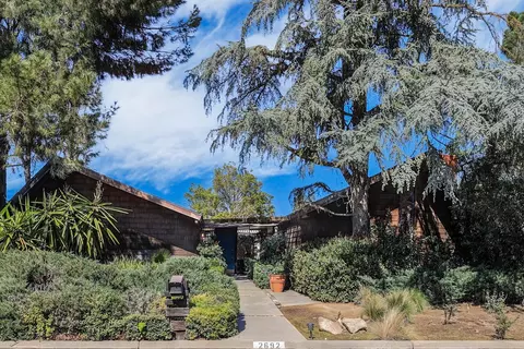 2692 W Roberts Ave, Fresno, CA 93711