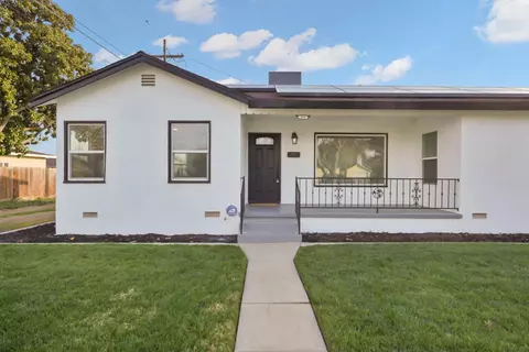 420 N 3rd St, Chowchilla, CA 93610