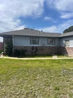 1326 Dellavalle Ave, Madera, CA 93638