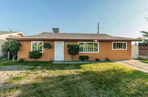 1187 Geary Ave, Sanger, CA 93657