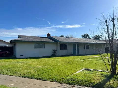 5143 Pine, Fresno, CA 93727