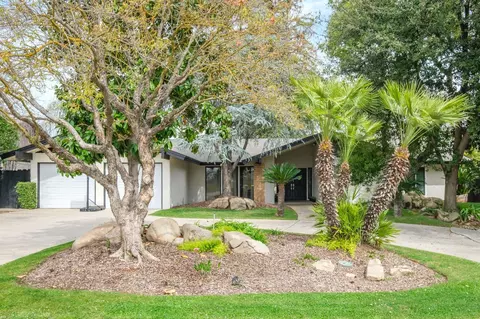 104 E Audubon Dr, Fresno, CA 93720