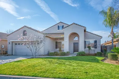 2577 E Portland Ave, Fresno, CA 93720